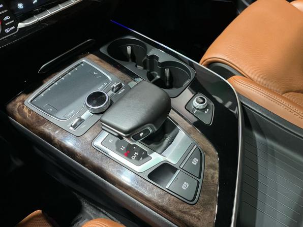 Audi Q7 II (4M) с пробегом 2015 года, цена 3 599 000 рублей, 192977 км, внедорожник, Автокод Объявления
