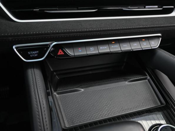 Geely Monjaro I с пробегом 2024 года, цена 3 649 000 рублей, 9009 км, внедорожник, Автокод Объявления