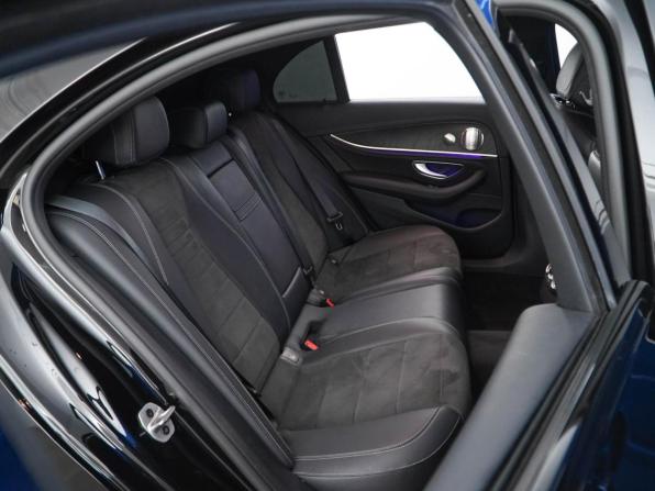 Mercedes-Benz E-Класс V (W213 S213 C238) Рестайлинг с пробегом 2021 года, цена 4 399 077 рублей, 70578 км, седан, Автокод Объявления