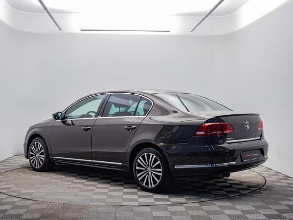 Volkswagen Passat B7 с пробегом 2014 года, цена 1 045 000 рублей, 201302 км, седан, Автокод Объявления