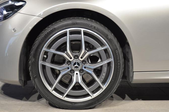 Mercedes-Benz E-Класс V (W213 S213 C238) Рестайлинг с пробегом 2021 года, цена 4 150 000 рублей, 115000 км, седан, Автокод Объявления