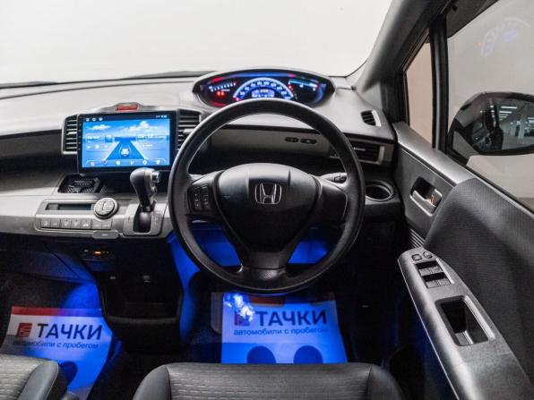Honda Freed I с пробегом 2010 года, цена 1 100 000 рублей, 136000 км, компактвэн, Автокод Объявления