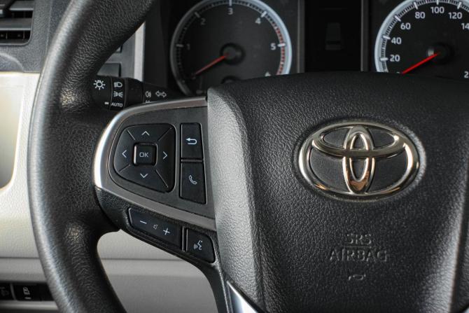 Toyota HiAce H300 с пробегом 2021 года, цена 5 149 000 рублей, 151000 км, минивэн, Автокод Объявления
