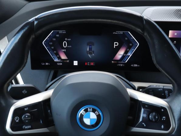 BMW iX I (I20) с пробегом 2022 года, цена 7 300 000 рублей, 38200 км, внедорожник, Автокод Объявления