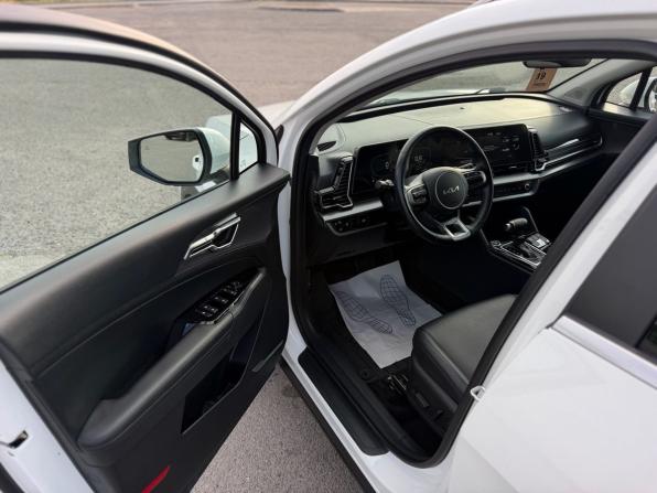 Kia Sportage V с пробегом 2023 года, цена 3 300 000 рублей, 53829 км, внедорожник, Автокод Объявления