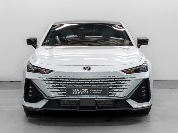 Changan UNI-V I с пробегом 2023 года, цена 2 150 000 рублей, 32676 км, лифтбек, Автокод Объявления