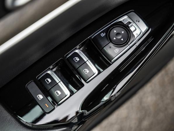 Kia K5 III с пробегом 2021 года, цена 2 478 000 рублей, 102954 км, седан, Автокод Объявления