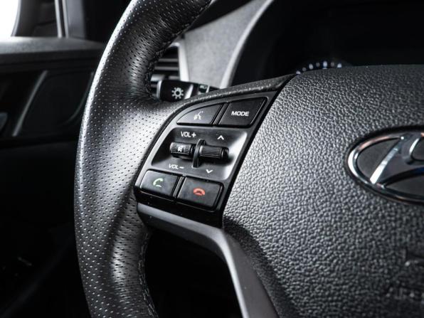 Hyundai Tucson III с пробегом 2018 года, цена 2 348 070 рублей, 97486 км, внедорожник, Автокод Объявления