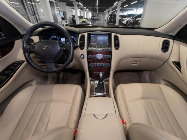Infiniti QX50 I Рестайлинг с пробегом 2017 года, цена 1 910 000 рублей, 144815 км, внедорожник, Автокод Объявления