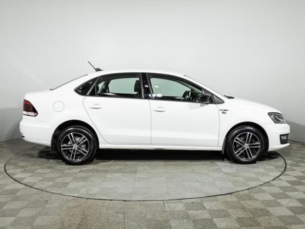 Volkswagen Polo V Рестайлинг с пробегом 2020 года, цена 1 299 700 рублей, 109312 км, седан, Автокод Объявления