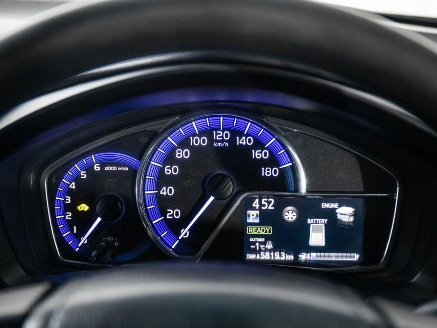 Toyota Corolla XI (E160 E170 E180) Рестайлинг 1 Иркутск  - изображение 11