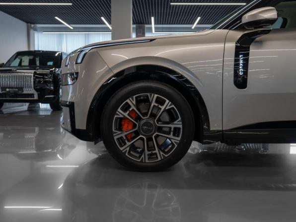 Lynk &amp; Co 900 с пробегом 2025 года, цена 7 750 000 рублей, 50 км, внедорожник, Автокод Объявления