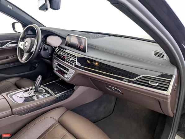 BMW 7 серии VI (G11/G12) Рестайлинг с пробегом 2020 года, цена 5 390 000 рублей, 86374 км, седан, Автокод Объявления