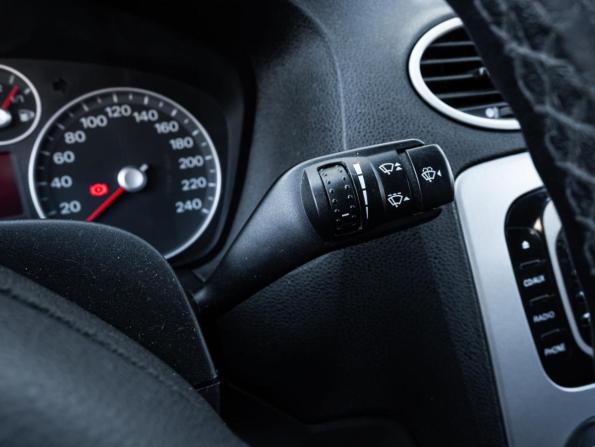 Ford Focus II с пробегом 2007 года, цена 595 000 рублей, 203742 км, хэтчбек, Автокод Объявления