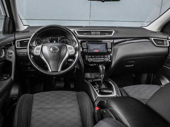Nissan Qashqai II с пробегом 2017 года, цена 1 599 000 рублей, 96225 км, внедорожник, Автокод Объявления