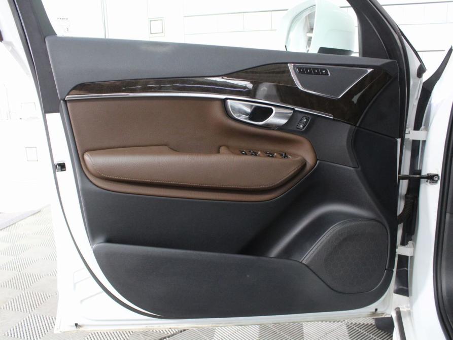 Volvo XC90 II Москва  - изображение 12