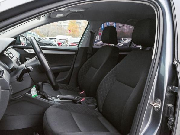 Skoda Octavia III (A7) Рестайлинг с пробегом 2018 года, цена 1 455 000 рублей, 175126 км, лифтбек, Автокод Объявления