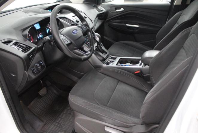 Ford Kuga II Рестайлинг с пробегом 2017 года, цена 1 465 000 рублей, 253238 км, внедорожник, Автокод Объявления