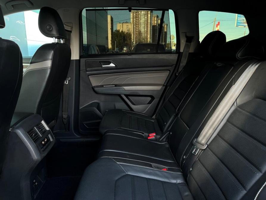 Volkswagen Teramont I Рестайлинг Санкт-Петербург  - изображение 15