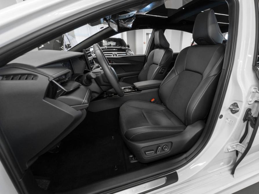 Toyota Camry IX (XV80) China Market Москва  - изображение 9