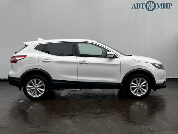 Nissan Qashqai II с пробегом 2017 года, цена 1 360 000 рублей, 131799 км, внедорожник, Автокод Объявления