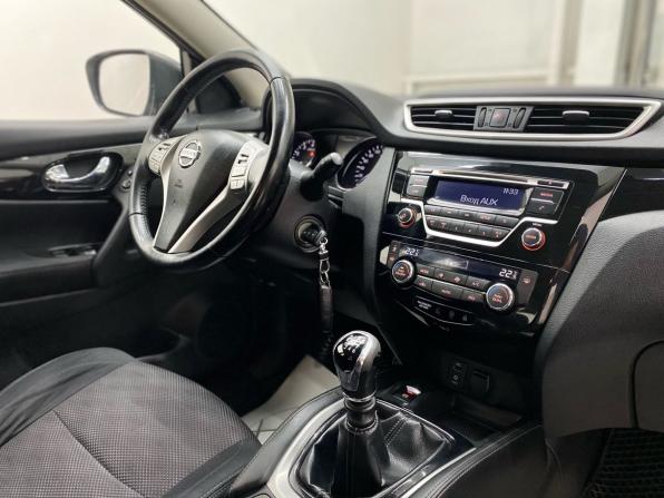 Nissan Qashqai II с пробегом 2017 года, цена 1 550 000 рублей, 143665 км, внедорожник, Автокод Объявления