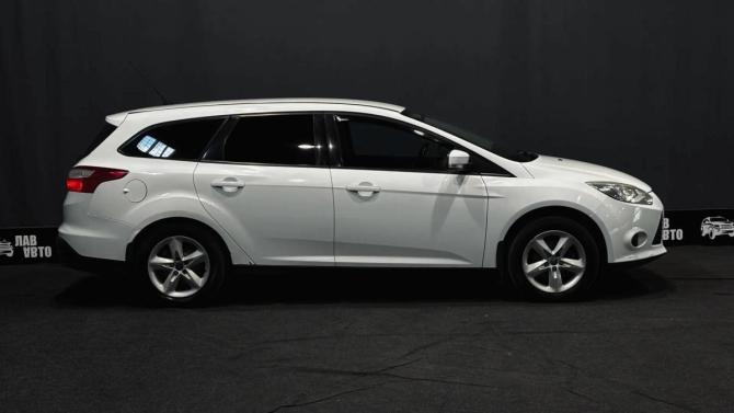 Ford Focus III с пробегом 2012 года, цена 800 000 рублей, 248325 км, универсал, Автокод Объявления