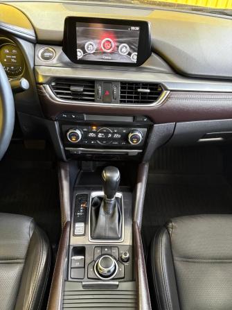 Mazda 6 III (GJ) Рестайлинг с пробегом 2015 года, цена 1 799 000 рублей, 157000 км, седан, Автокод Объявления