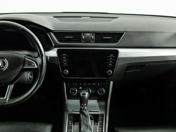 Skoda Superb III Рестайлинг с пробегом 2020 года, цена 2 726 777 рублей, 92156 км, лифтбек, Автокод Объявления