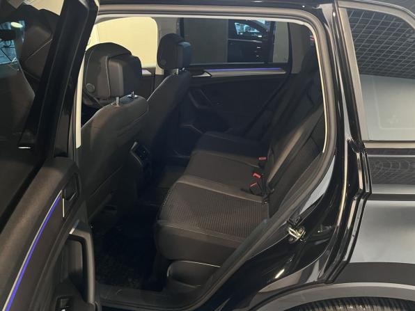 Volkswagen Tiguan II Рестайлинг с пробегом 2022 года, цена 2 540 000 рублей, 55427 км, внедорожник, Автокод Объявления