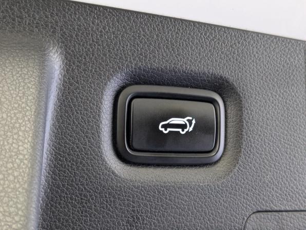 Hyundai Santa Fe IV Рестайлинг с пробегом 2022 года, цена 3 550 000 рублей, 49228 км, внедорожник, Автокод Объявления