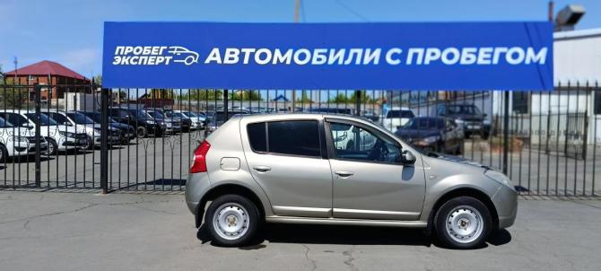 Renault Sandero I с пробегом 2010 года, цена 439 000 рублей, 229227 км, хэтчбек, Автокод Объявления