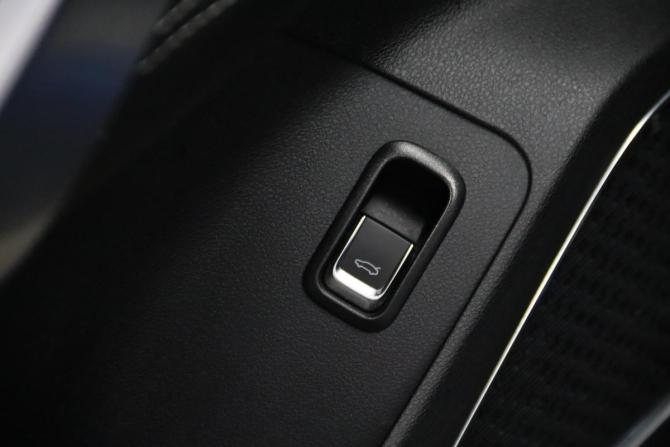 Geely Atlas Pro с пробегом 2022 года, цена 1 795 950 рублей, 113643 км, внедорожник, Автокод Объявления