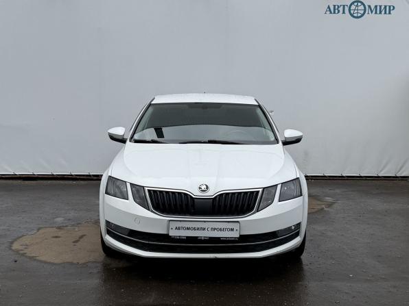 Skoda Octavia III (A7) Рестайлинг с пробегом 2017 года, цена 1 596 000 рублей, 157441 км, лифтбек, Автокод Объявления