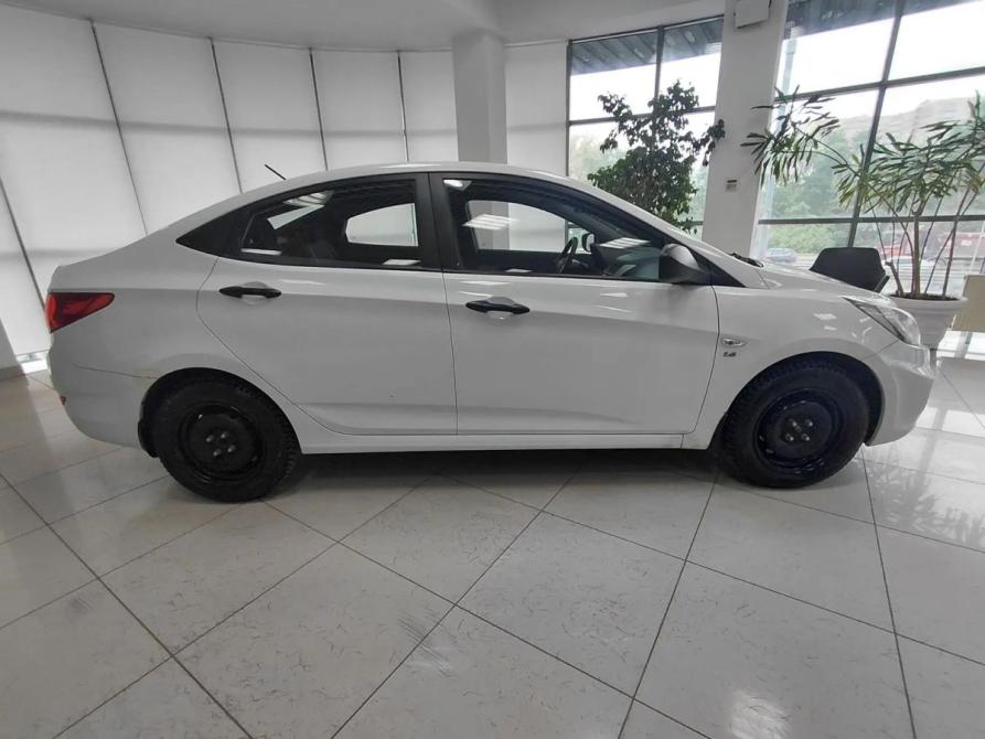 Hyundai Solaris I Москва  - изображение 4