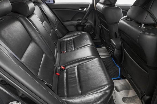 Honda Accord VIII Рестайлинг с пробегом 2012 года, цена 1 549 000 рублей, 109500 км, седан, Автокод Объявления