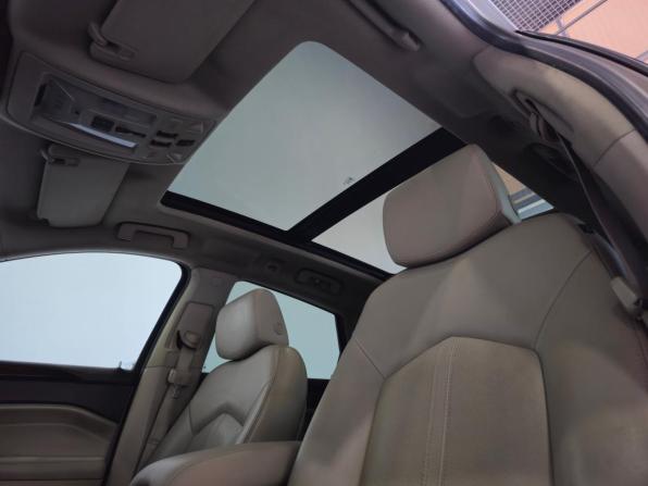 Cadillac SRX II с пробегом 2012 года, цена 1 399 000 рублей, 105000 км, внедорожник, Автокод Объявления