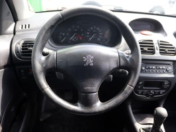 Peugeot 206 с пробегом 2002 года, цена 216 000 рублей, 325000 км, универсал, Автокод Объявления