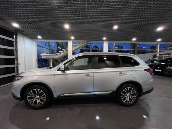 Mitsubishi Outlander III Рестайлинг 2 с пробегом 2017 года, цена 1 739 000 рублей, 201953 км, внедорожник, Автокод Объявления
