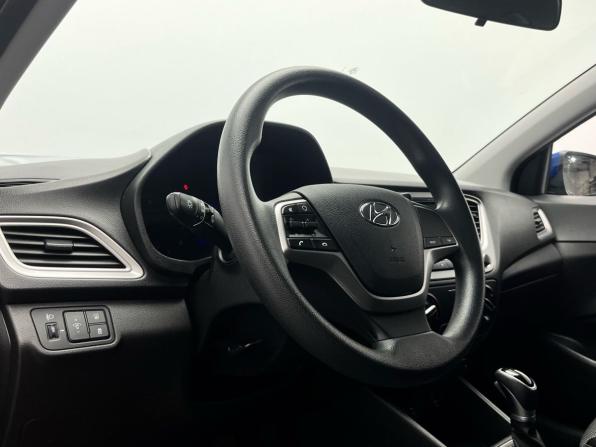 Hyundai Solaris II Рестайлинг с пробегом 2021 года, цена 1 499 000 рублей, 74816 км, седан, Автокод Объявления