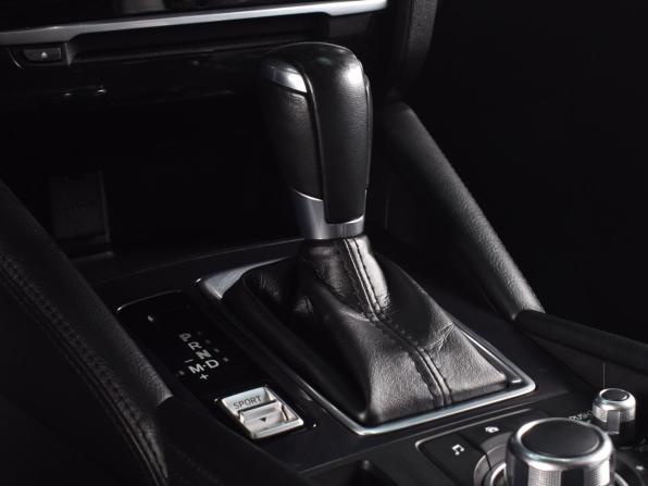 Mazda 6 III (GJ) Рестайлинг с пробегом 2018 года, цена 2 224 995 рублей, 108295 км, седан, Автокод Объявления