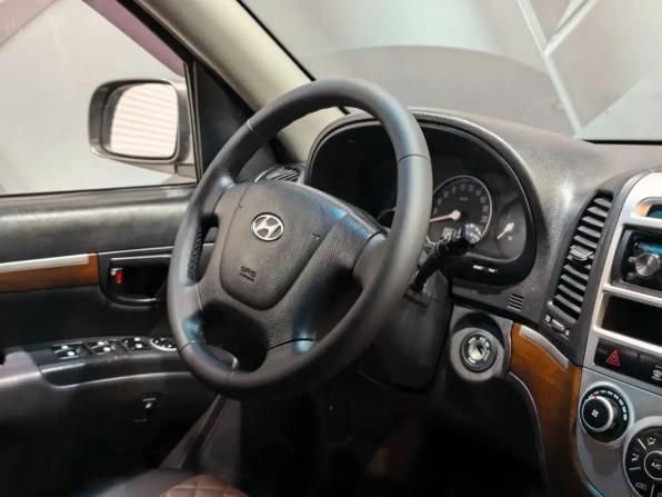 Hyundai Santa Fe II с пробегом 2006 года, цена 865 000 рублей, 306301 км, внедорожник, Автокод Объявления