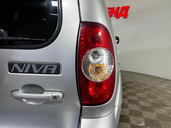 Chevrolet Niva I Рестайлинг с пробегом 2018 года, цена 702 000 рублей, 147153 км, внедорожник, Автокод Объявления