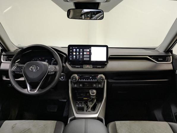 Toyota RAV4 V (XA50) с пробегом 2024 года, цена 4 070 000 рублей, 28300 км, внедорожник, Автокод Объявления
