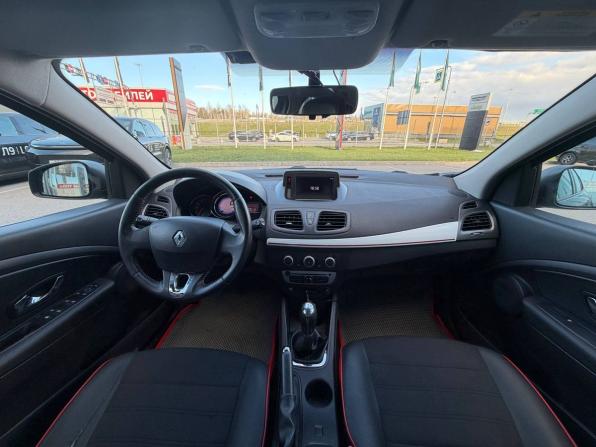 Renault Megane III Рестайлинг с пробегом 2013 года, цена 665 000 рублей, 208700 км, хэтчбек, Автокод Объявления