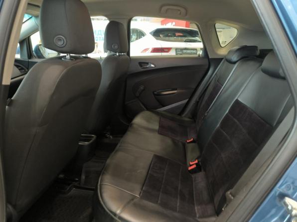 Opel Astra J с пробегом 2012 года, цена 590 000 рублей, 190235 км, хэтчбек, Автокод Объявления