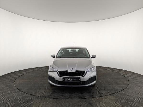 Skoda Rapid II с пробегом 2021 года, цена 1 550 000 рублей, 72302 км, лифтбек, Автокод Объявления