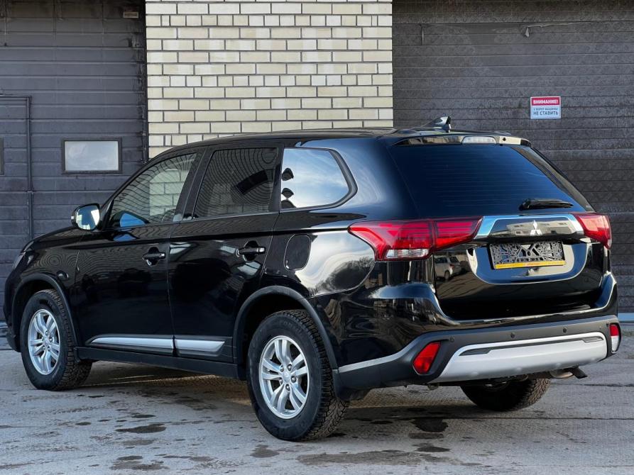 Mitsubishi Outlander III Рестайлинг 3 Вологда  - изображение 7