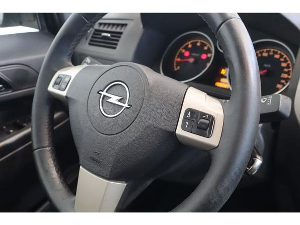 Opel Zafira B Рестайлинг с пробегом 2008 года, цена 529 800 рублей, 199088 км, компактвэн, Автокод Объявления