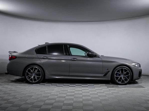 BMW 5 серии VII (G30/G31/G38) Рестайлинг с пробегом 2021 года, цена 4 800 000 рублей, 116073 км, седан, Автокод Объявления